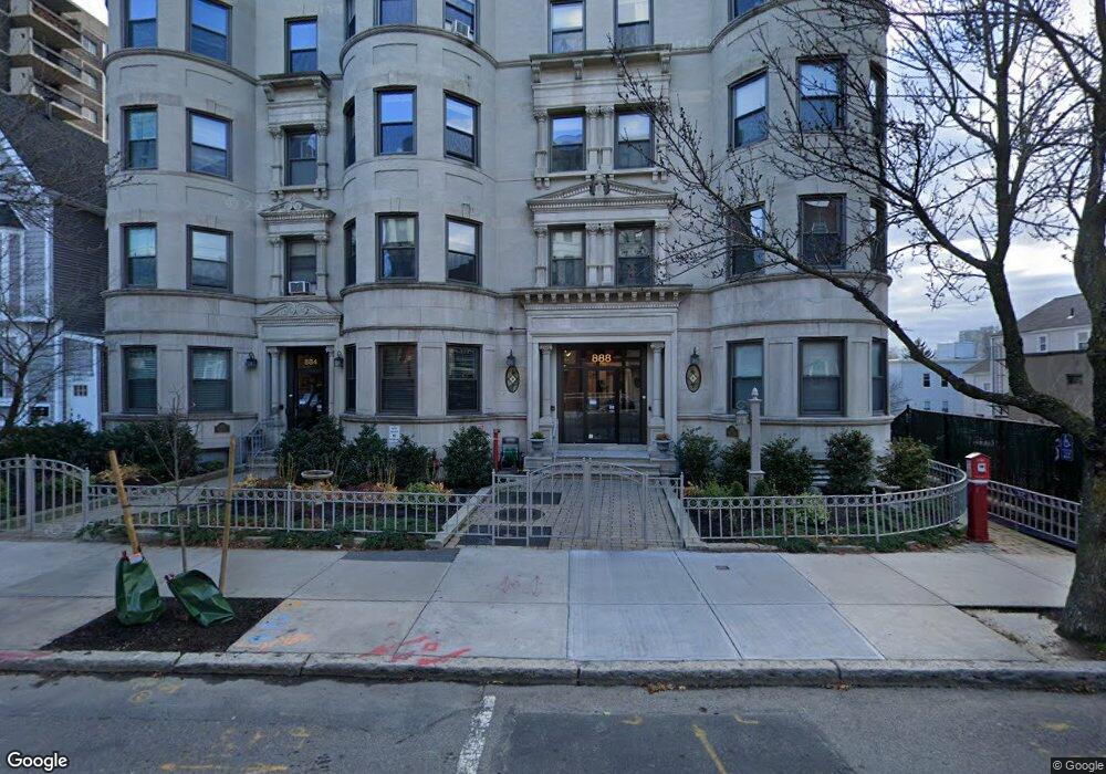 888 Massachusetts Ave unit 218, Cambridge, MA 02139 - photo 1