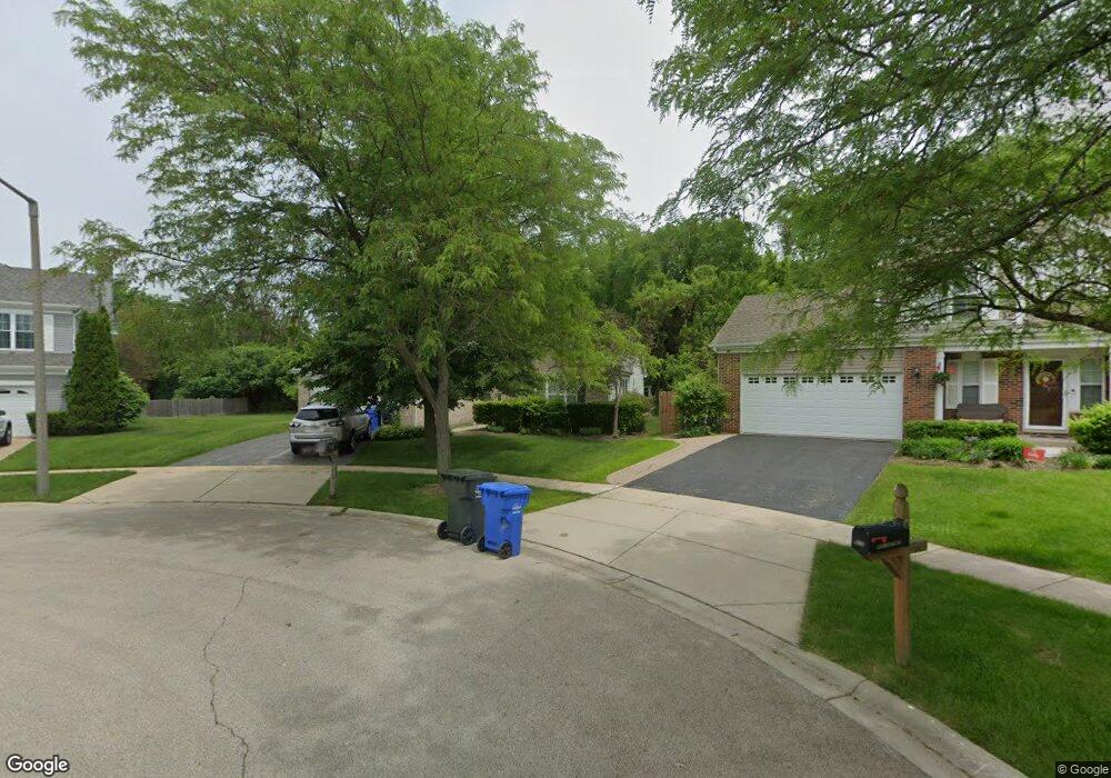 908 Cortney Dr, Carpentersville, IL 60110 - photo 1