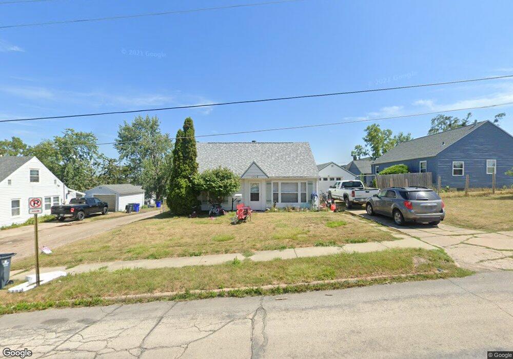 1519 9th St SW, Cedar Rapids, IA 52404 - photo 1