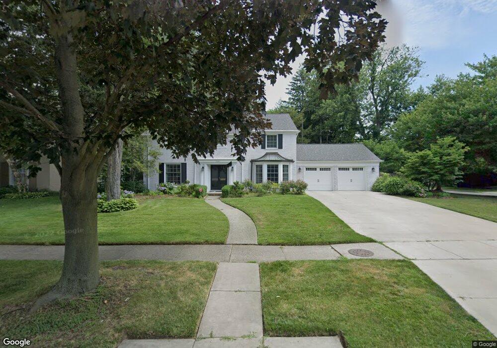 206 Stephens Rd, Grosse Pointe Farms, MI 48236 - photo 1