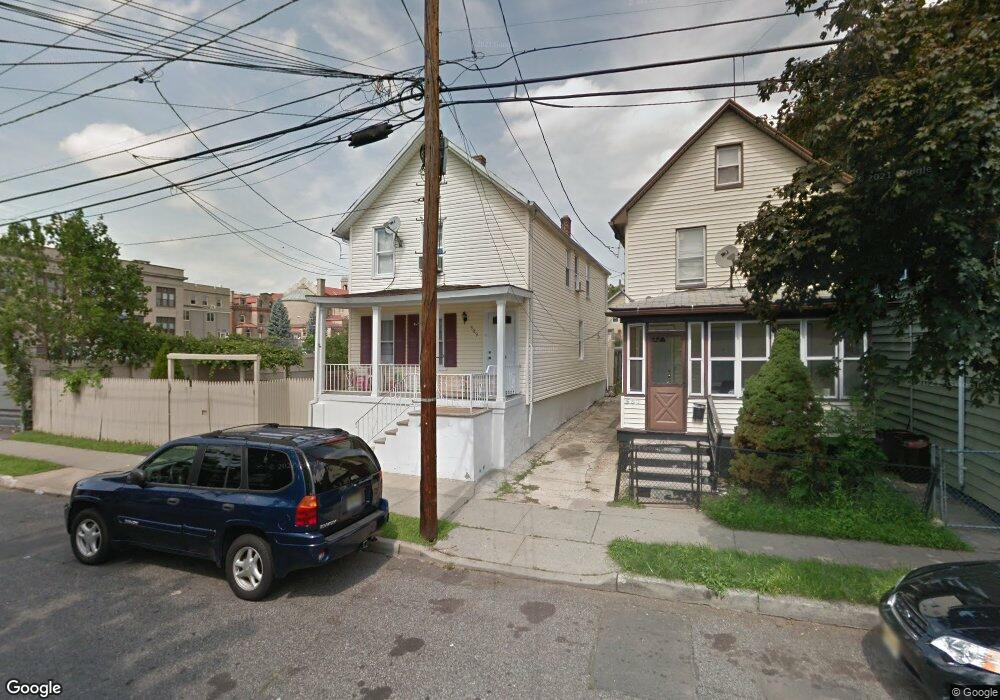 589 Mcchesney St, Orange, NJ 07050 - photo 1