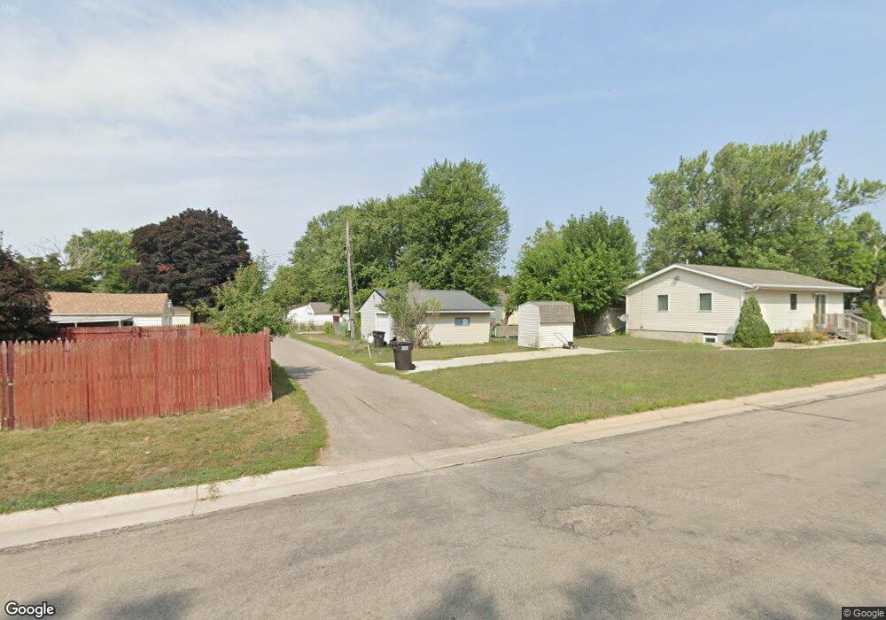 1103 10th Ave SW, Austin, MN 55912 - photo 1