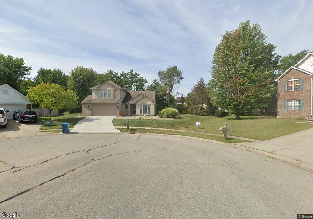 10005 Miranda Cir, Fishers, IN 46038 - photo 1