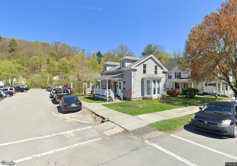 302 9th St, Honesdale, PA 18431 - photo 1