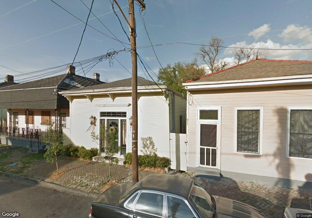 613 First St, New Orleans, LA 70130 - photo 1