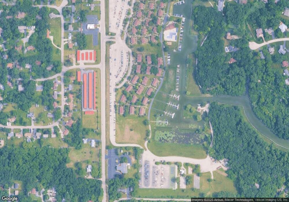 62 Aspen Colony unit 4, Fox Lake, IL 60020 - photo 1