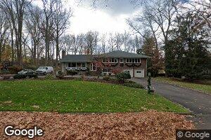 586 Beech St, Haworth, NJ 07641