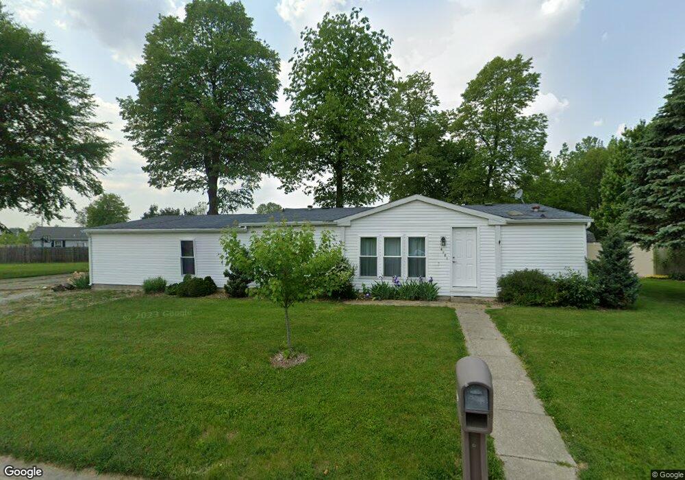 1174 Newcomer St, Nappanee, IN 46550 - photo 1