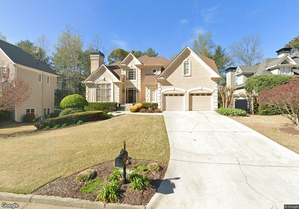 5760 Preserve Cir, Alpharetta, GA 30005 - photo 1