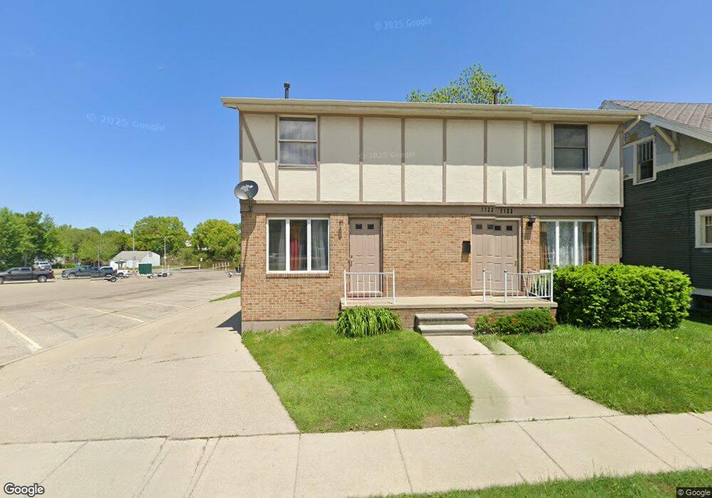 1133 Water St, Port Huron, MI 48060 - photo 1