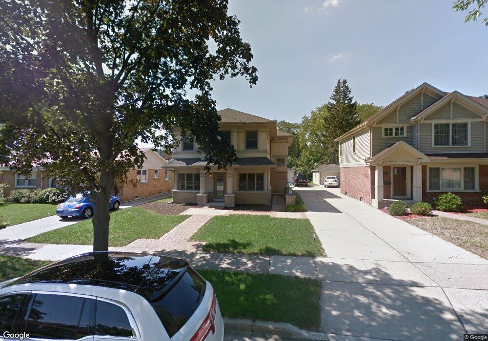 706 S Hawthorne Ave, Elmhurst, IL 60126 - photo 1