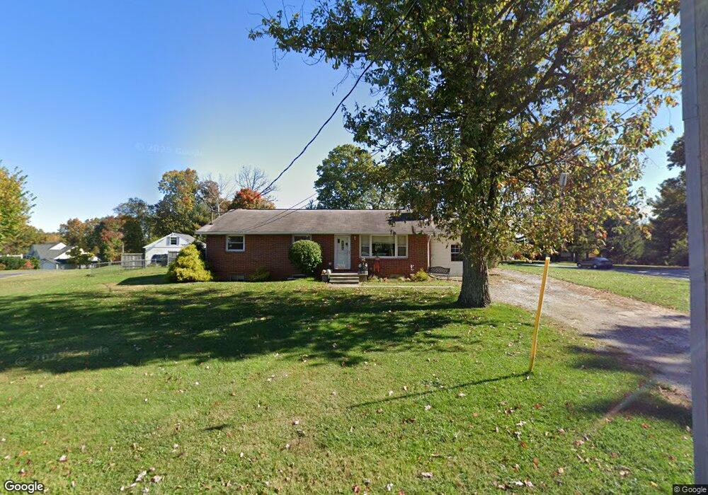 5821 Mineral Hill Rd, Sykesville, MD 21784 - photo 1
