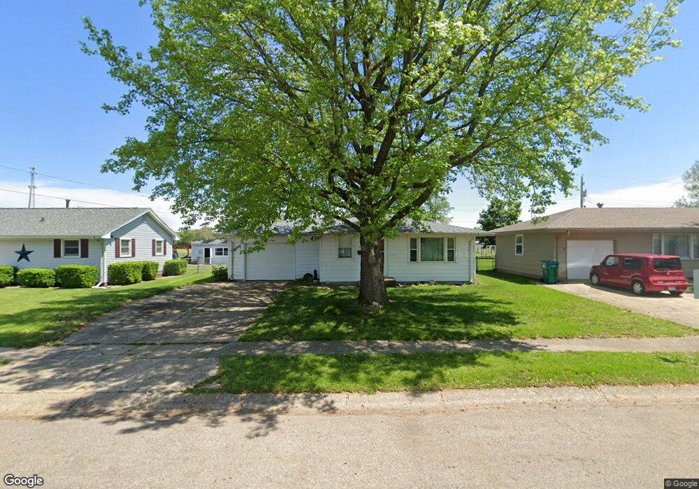 908 S 23rd St, Mattoon, IL 61938 - photo 1