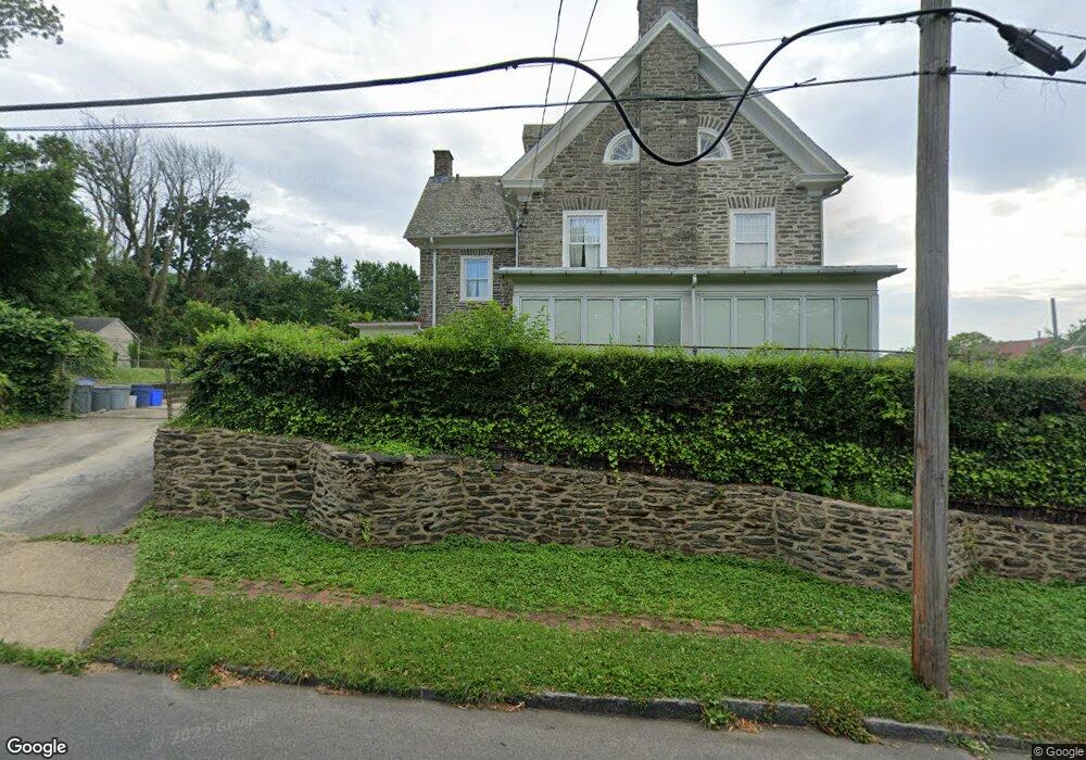 440 E Woodlawn St, Philadelphia, PA 19144 - photo 1