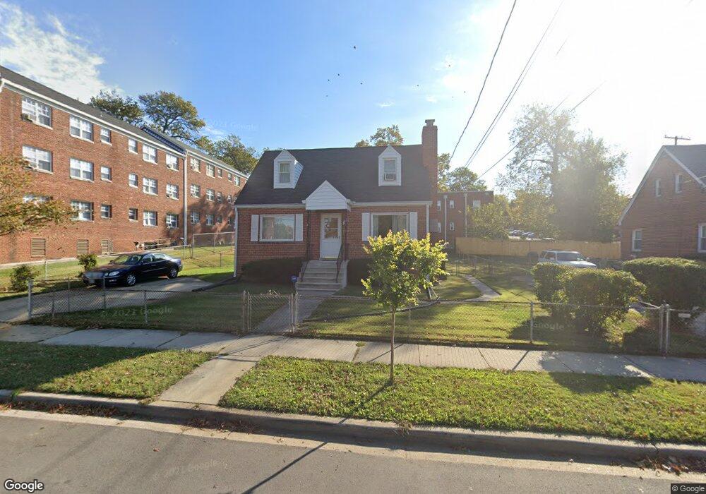 5403 56th Ave, Riverdale, MD 20737 - photo 1