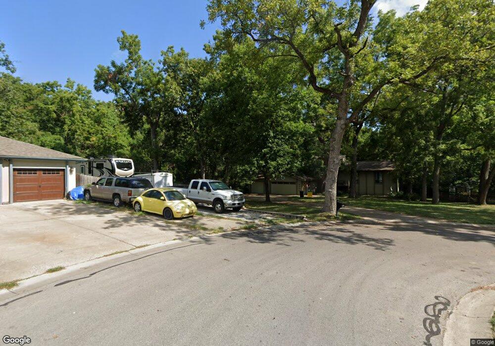 5109 Stearns St, Shawnee, KS 66203 - photo 1