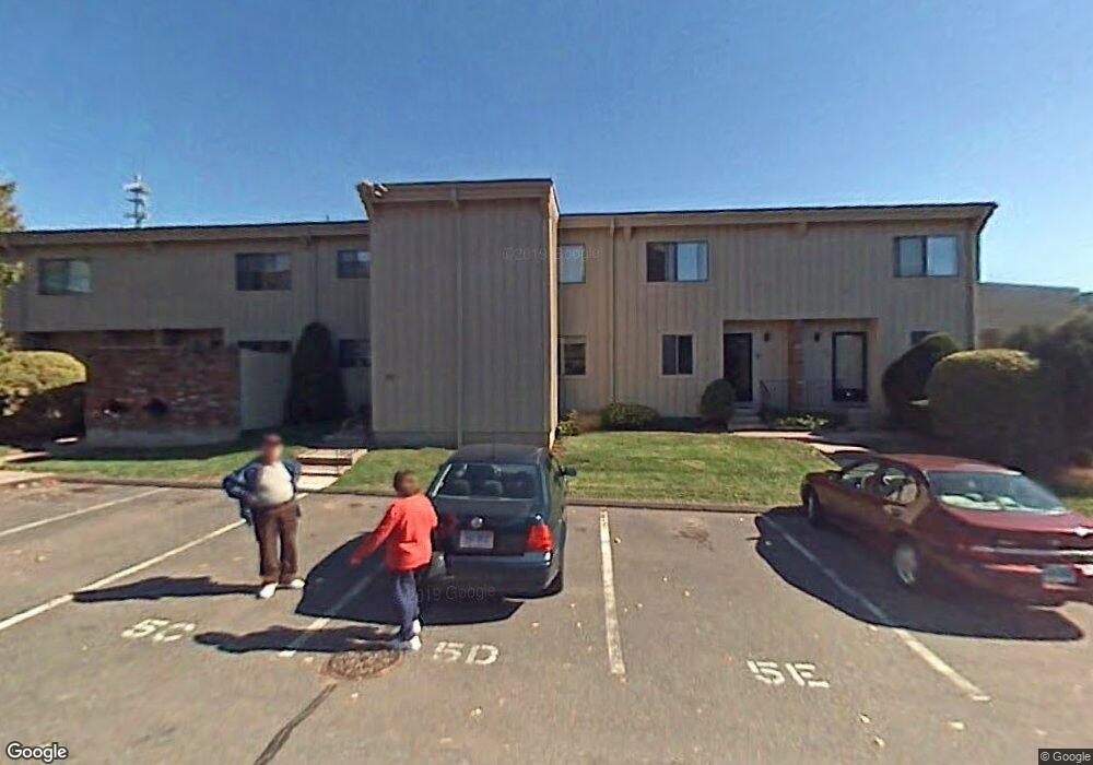 52 Webster Ct unit 52, Newington, CT 06111 - photo 1