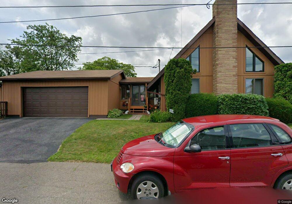 354 Carleton Ave, Hazleton, PA 18201 - photo 1