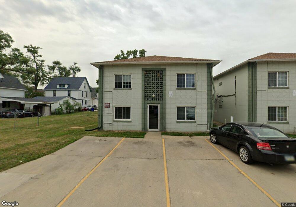 511 C Ave NW, Cedar Rapids, IA 52405 - photo 1