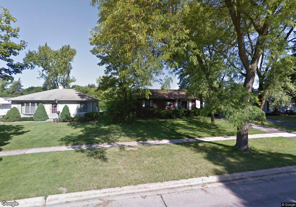 2401 Jay Ln, Rolling Meadows, IL 60008 - photo 1