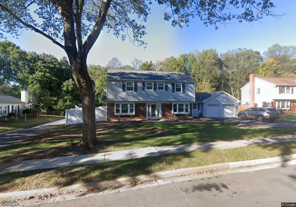 12910 Mount Royal Ln, Fairfax, VA 22033 - photo 1