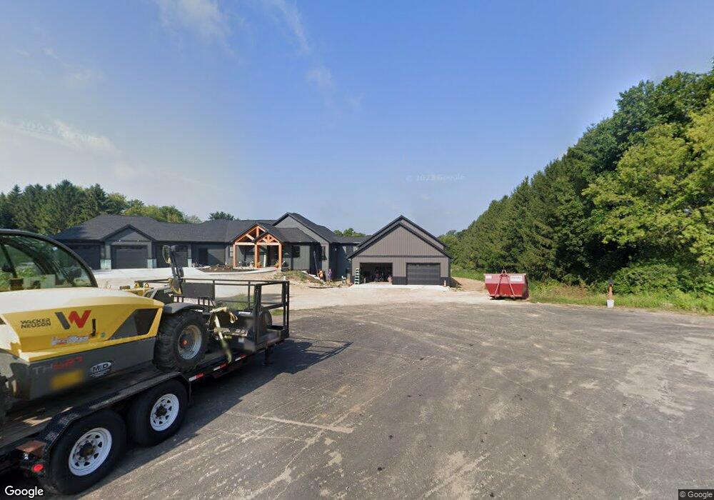 8439 N Birdie Ln, Evansville, WI 53536 - photo 1