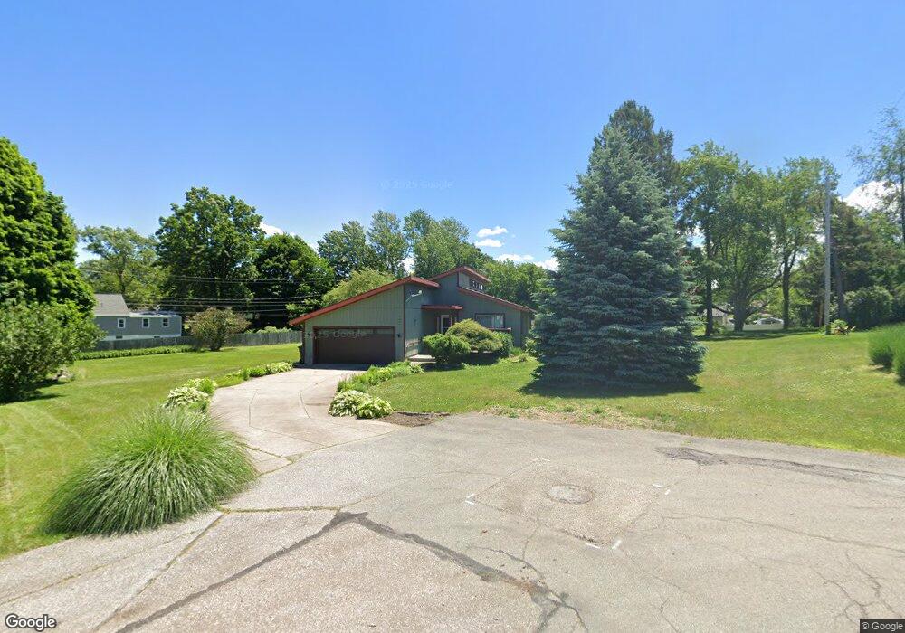 2801 Ridge Blvd, Erie, PA 16506 - photo 1