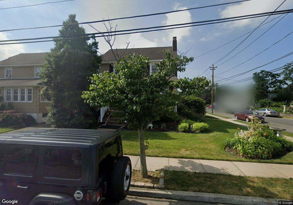 660 Riverside Ave, Baldwin, NY 11510 - photo 1