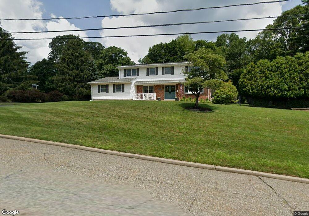 23 Mouacdie Dr, Pearl River, NY 10965 - photo 1