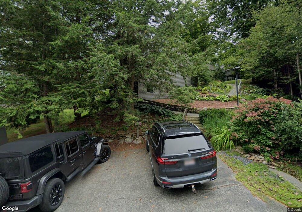 581 Williams Lane Sv8a unit A, Hartford, VT 05059 - photo 1