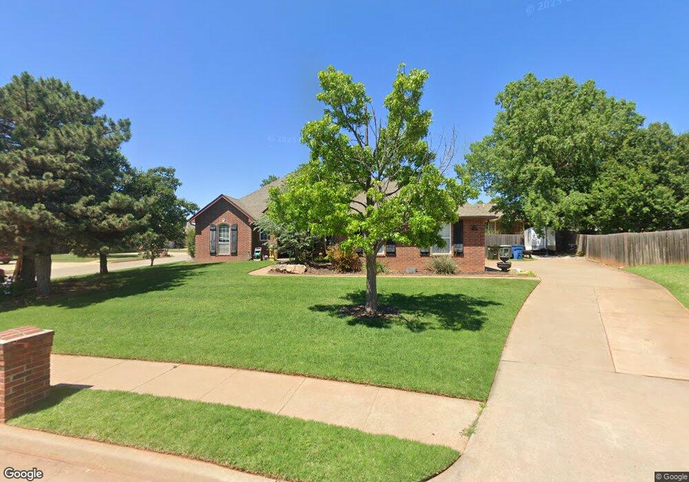 2933 Sterling Dr, Edmond, OK 73012 - photo 1