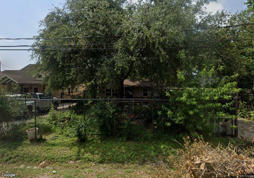 917 Thornton Rd, Houston, TX 77018 - photo 1