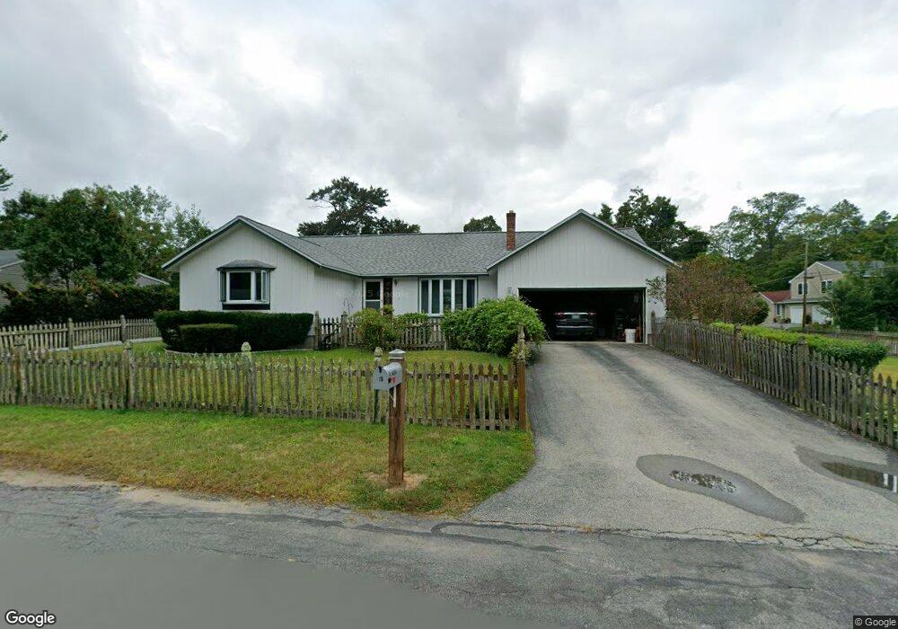 19 Oakwood Cir, Milford, NH 03055 - photo 1