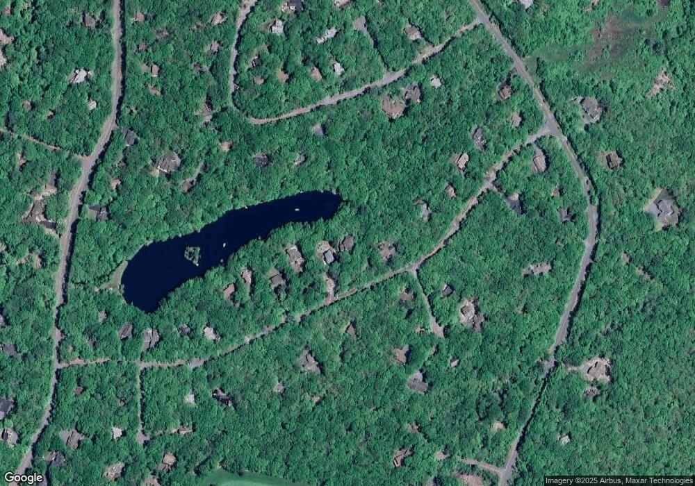 114 Whipple Tree Ln, Hawley, PA 18428 - photo 1