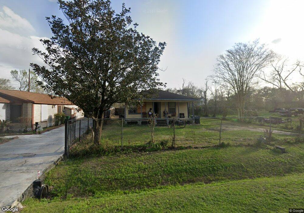 1063 Junell St, Houston, TX 77088 - photo 1