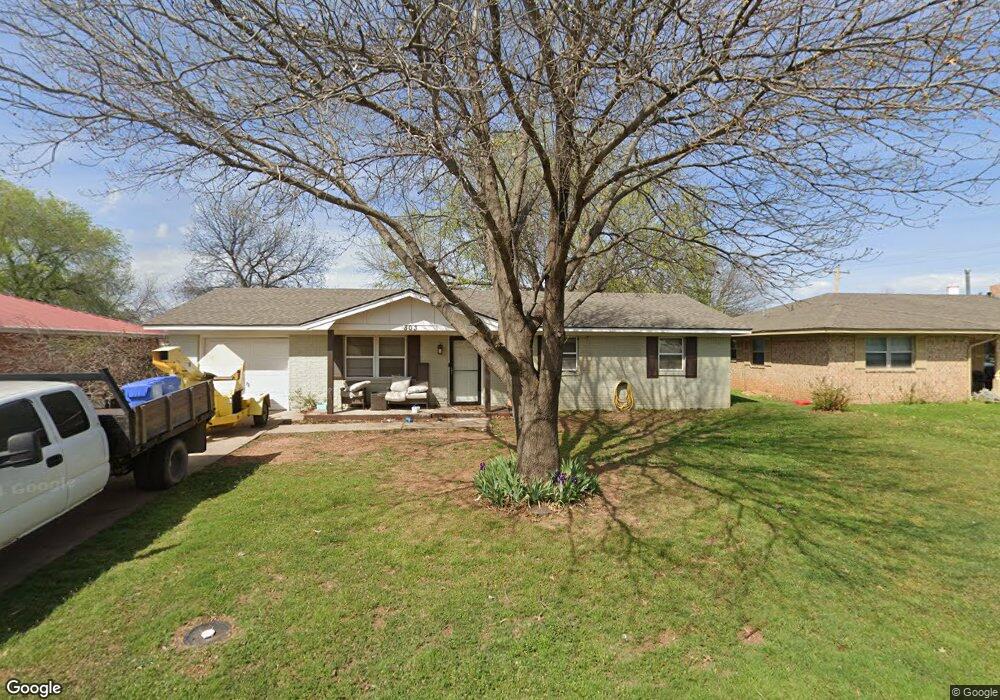803 W E Ave, Cache, OK 73527 - photo 1
