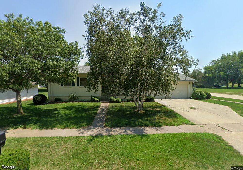 1005 Cherry Hills Dr, Shenandoah, IA 51601 - photo 1