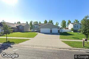 4220 38th Ave S, Fargo, ND 58104