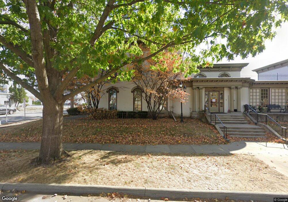 303 Clay St, Cedar Falls, IA 50613 - photo 1