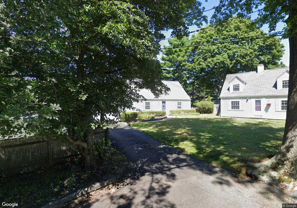 9 Laurel Ct, Marblehead, MA 01945 - photo 1