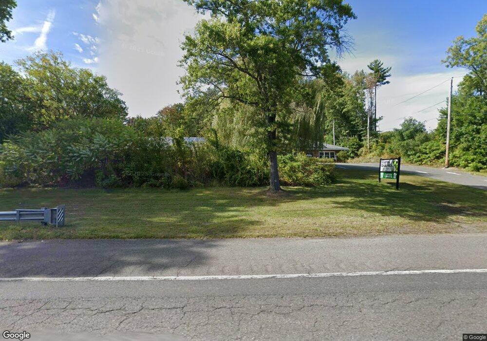 557 Easthampton Rd unit 2, Northampton, MA 01060 - photo 1