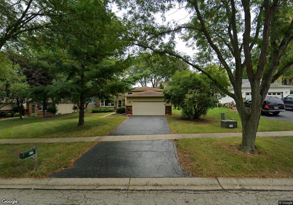 822 Spruce St, Batavia, IL 60510 - photo 1