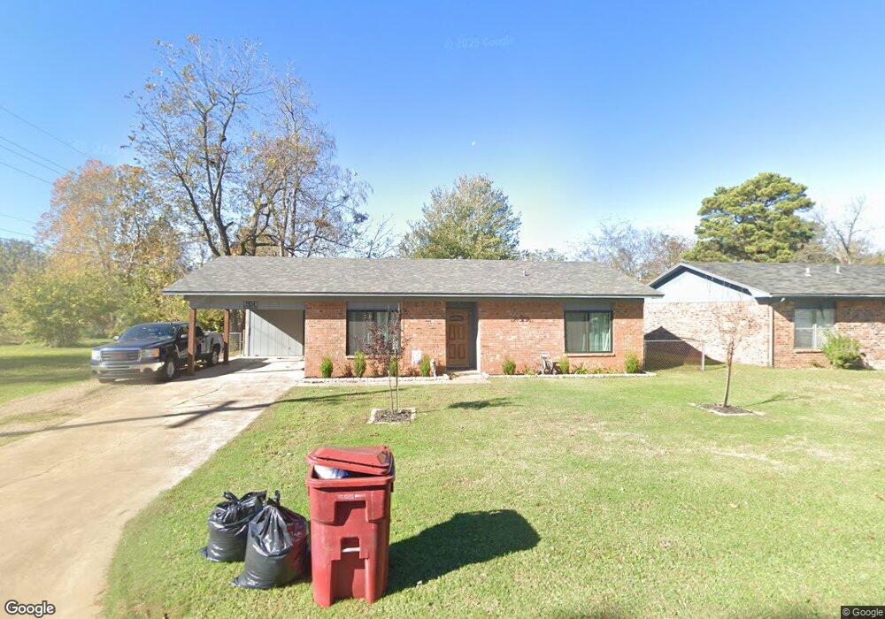 904 S 5th St, Hugo, OK 74743 - photo 1