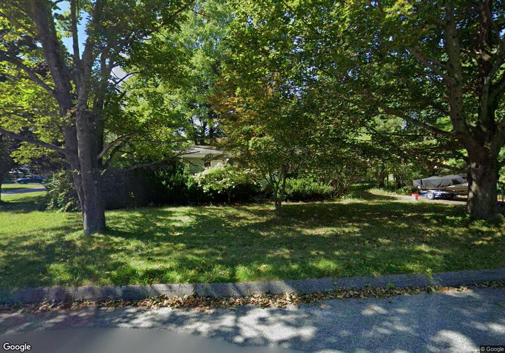 9 Glendale Dr, Adams, MA 01220 - photo 1