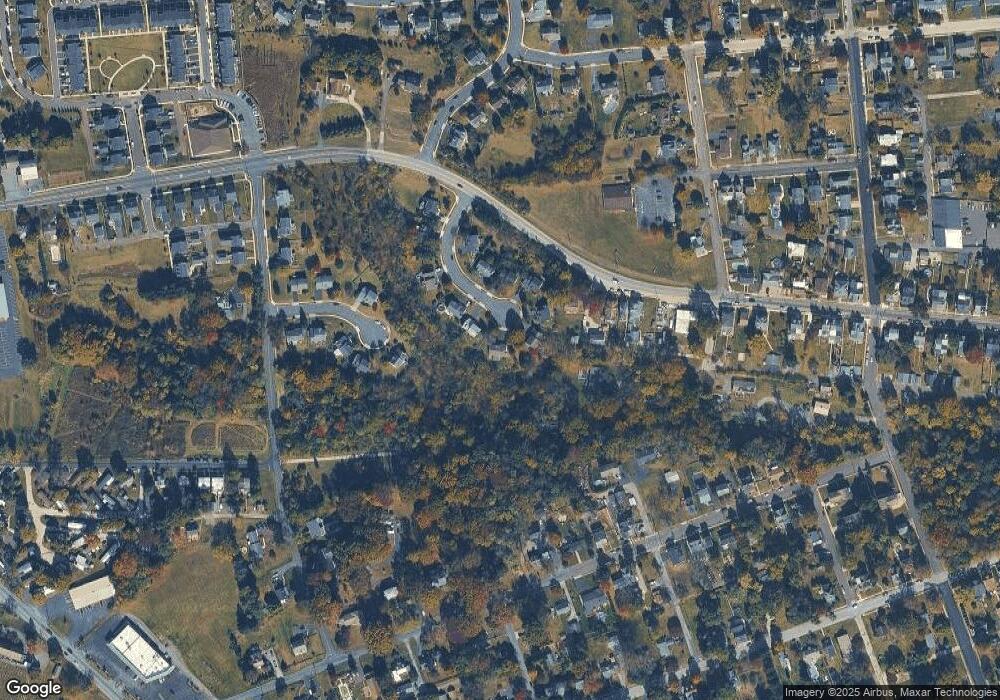 310 S Haverfield Dr, Spring City, PA 19475 - photo 1