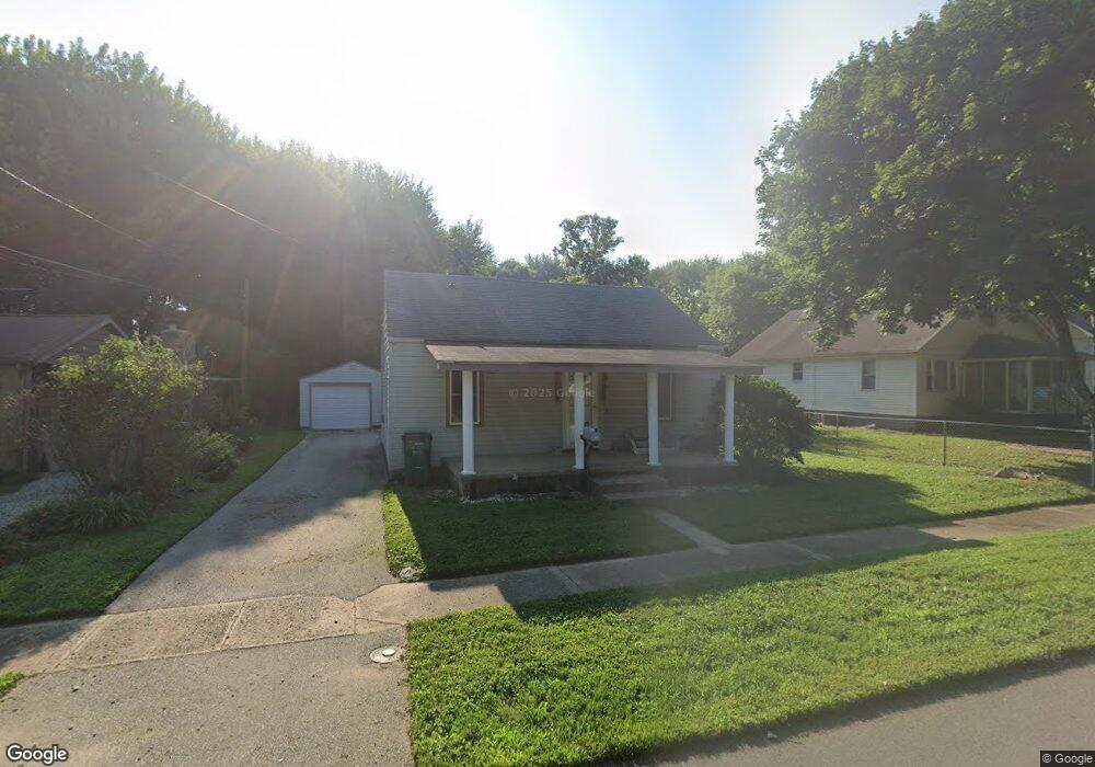 875 Young St, Franklin, IN 46131 - photo 1