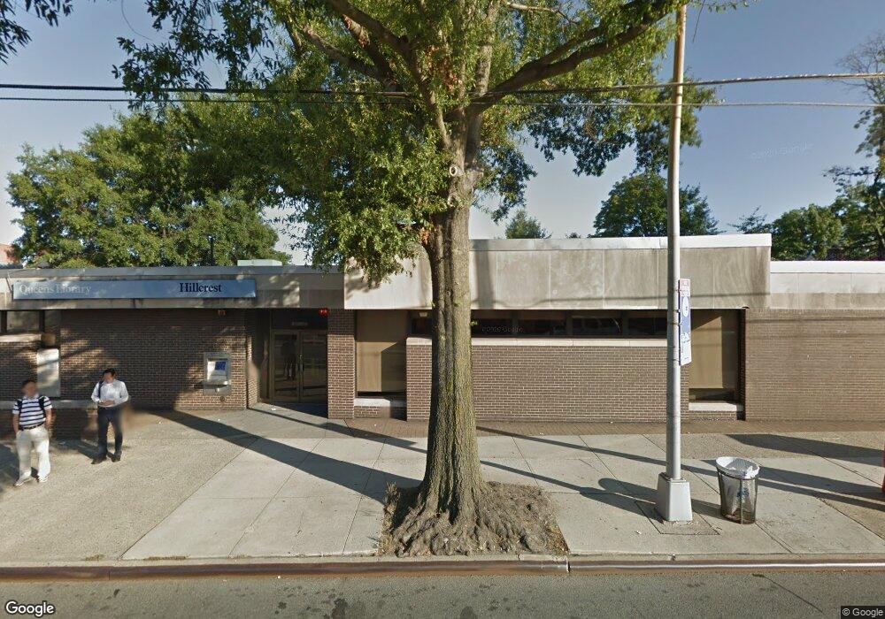 7571 187th St, Flushing, NY 11366 - photo 1