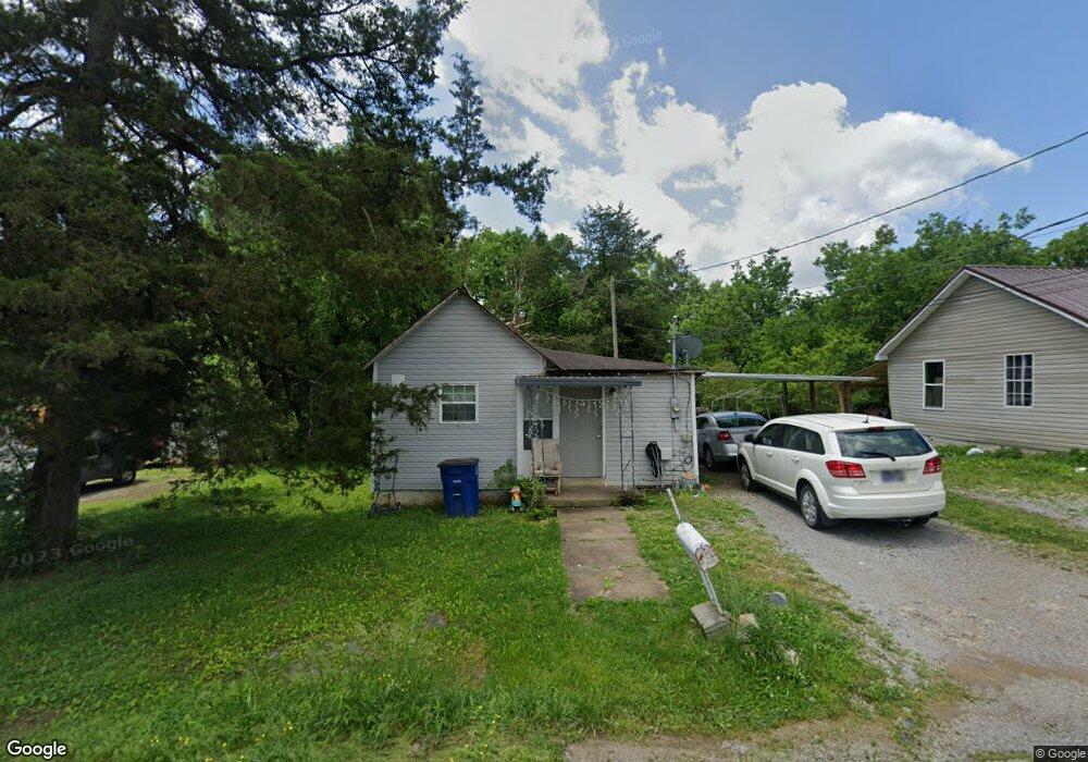 106 Cates St, Shelbyville, TN 37160 - photo 1