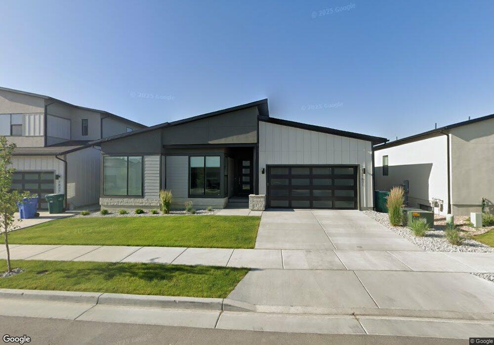 1631 W Laurel Chase Dr, Riverton, UT 84065 - photo 1