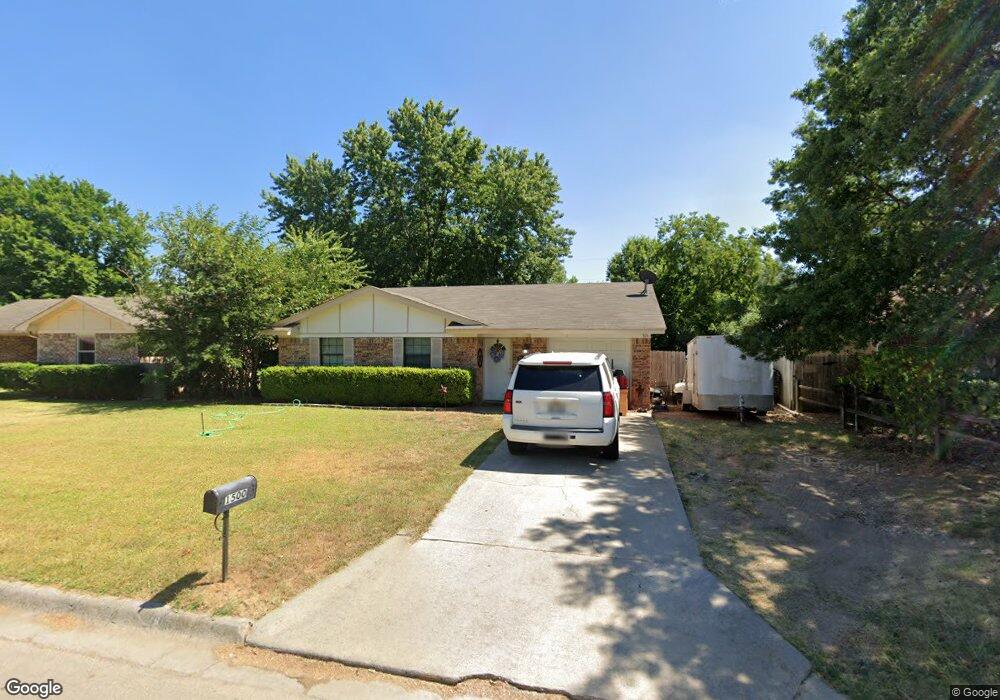 1500 Natalie Dr, Gainesville, TX 76240 - photo 1